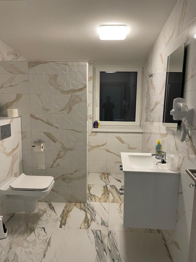 Apartament Cheb Esterno foto